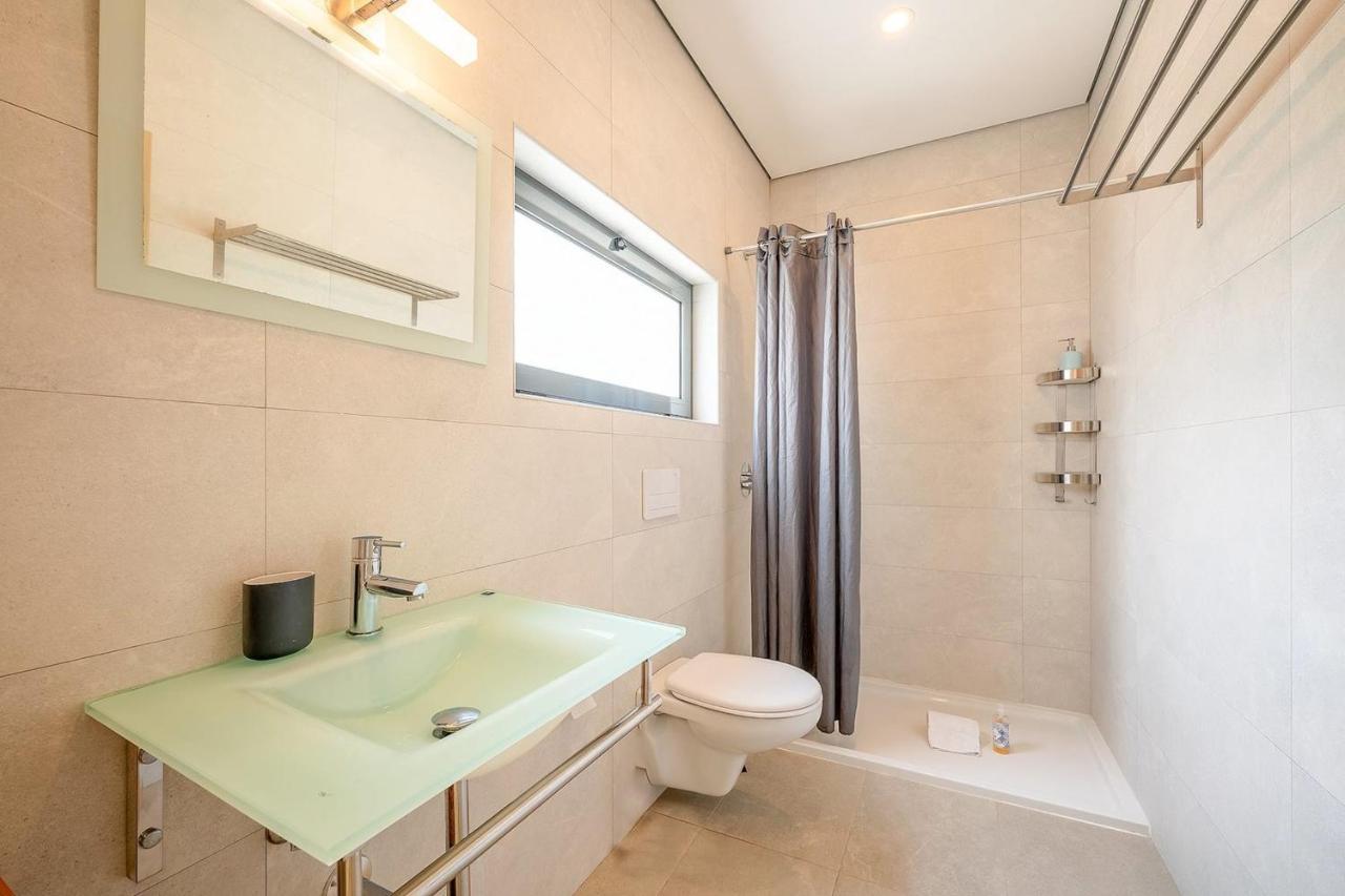 Guestready - Luxury Beach Villa With Private Pool มาฟรา ภายนอก รูปภาพ