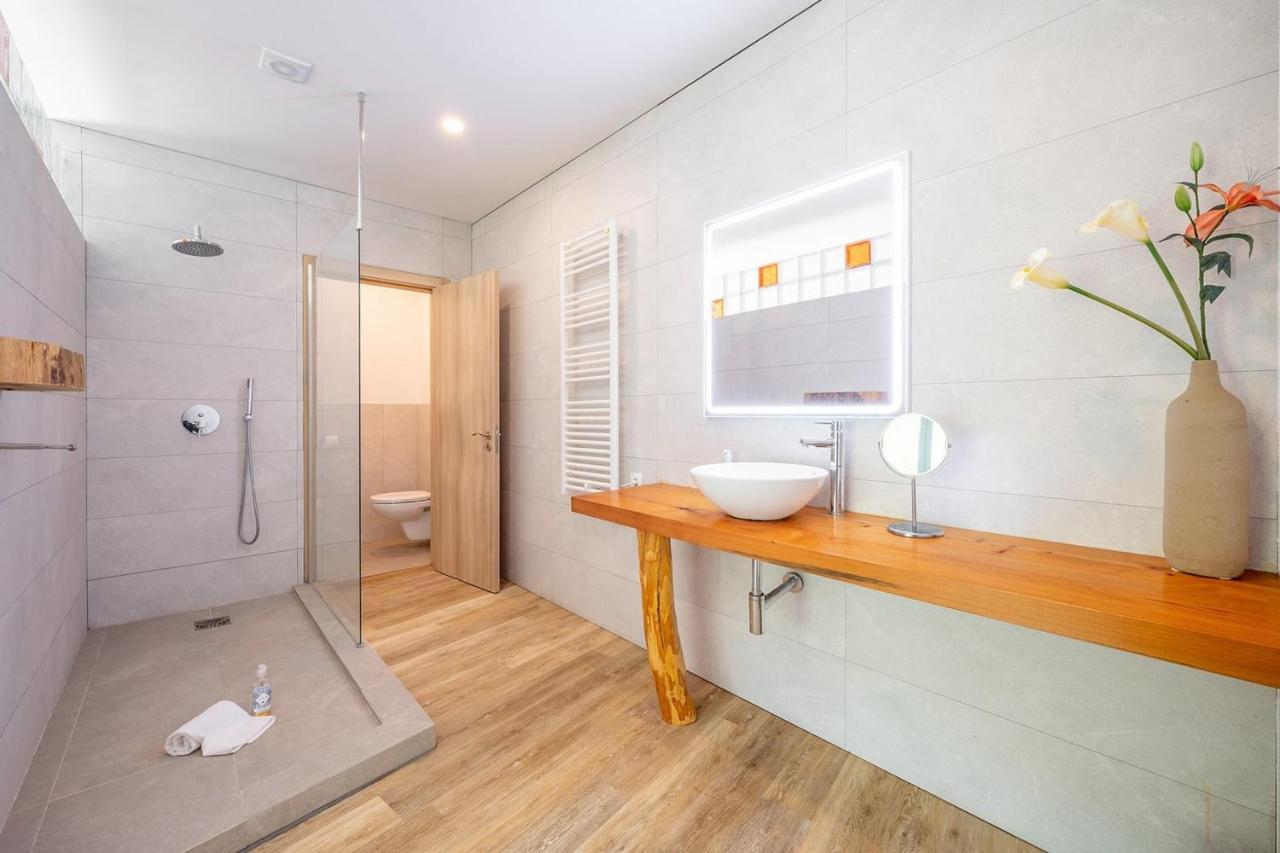 Guestready - Luxury Beach Villa With Private Pool มาฟรา ภายนอก รูปภาพ
