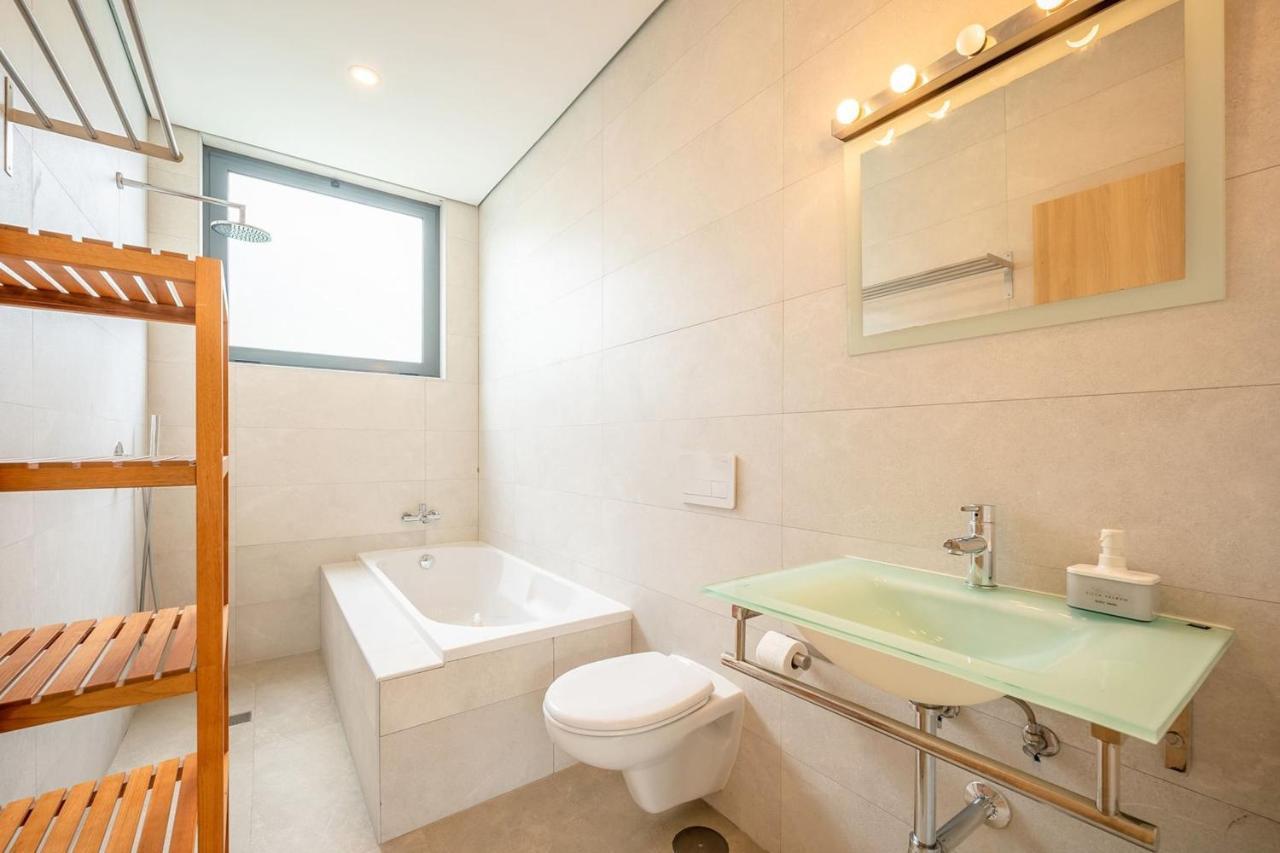 Guestready - Luxury Beach Villa With Private Pool มาฟรา ภายนอก รูปภาพ